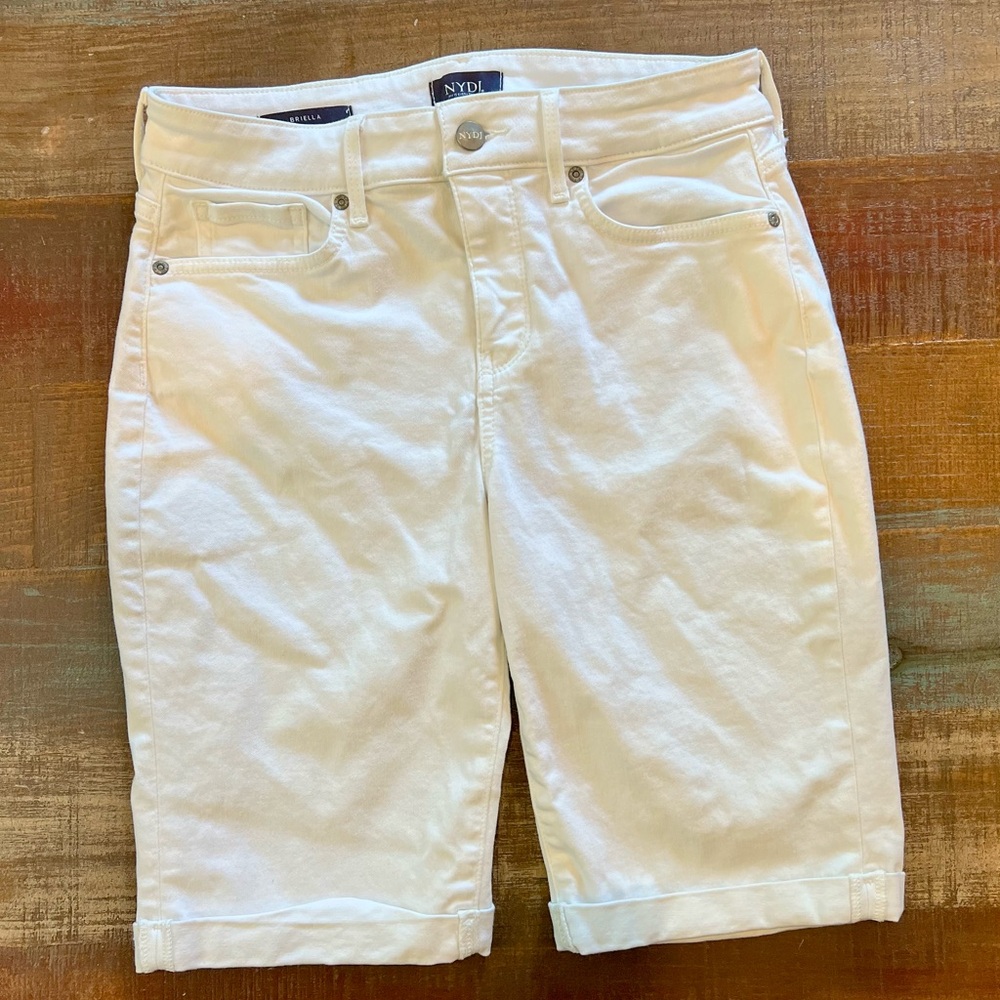 NYDJ Briella shorts 4 optic white **perfect**